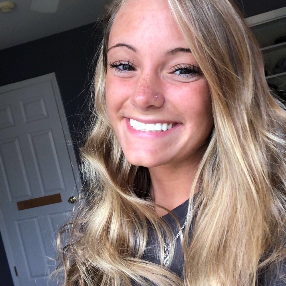 Meet your Posher, Samantha